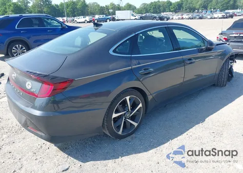 2021 Hyundai Sonata Sel Plus z USA, uszkodzony, nr VIN 5NPEJ4J25MH107015